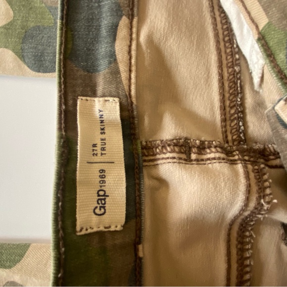 Women’s Skinny Camouflage Pants - Picture 7 of 10